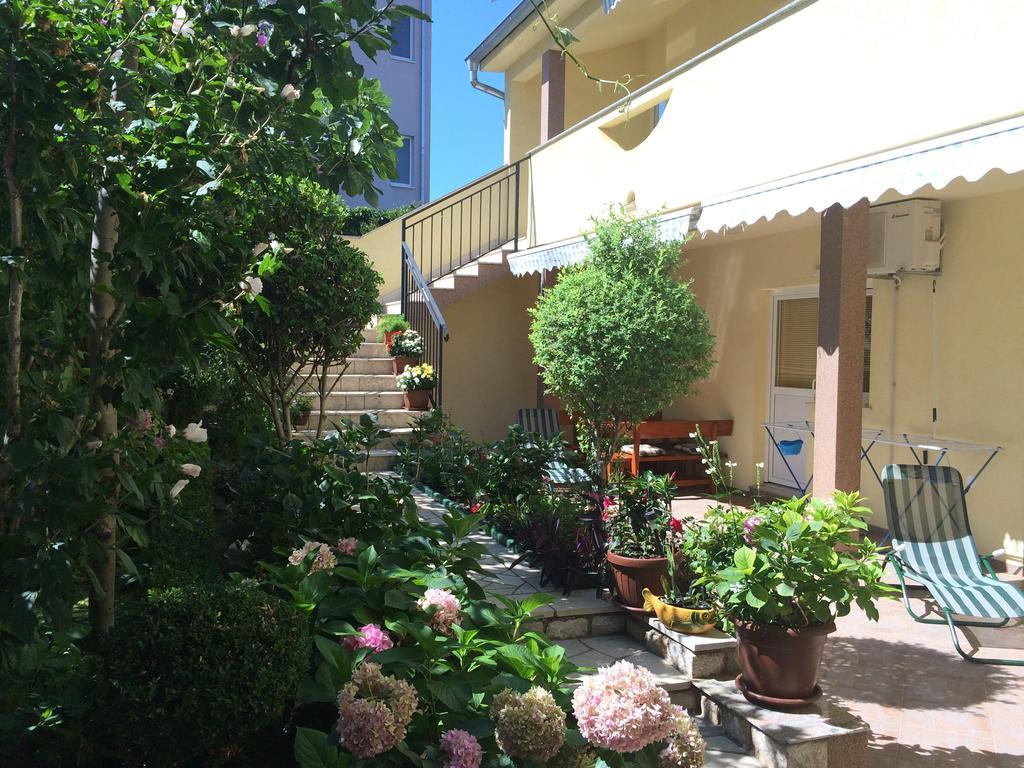 Apartment Kolundzic Novi Vinodolski Eksteriør billede