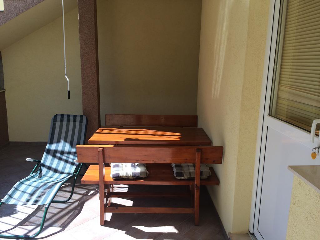 Apartment Kolundzic Novi Vinodolski Eksteriør billede