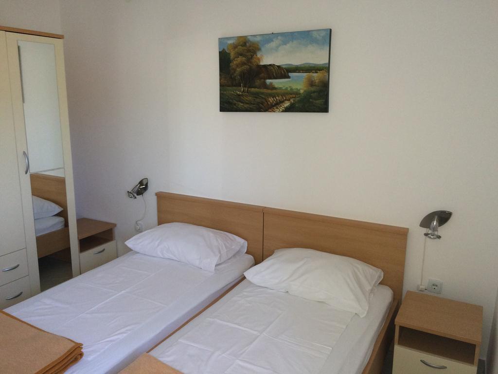 Apartment Kolundzic Novi Vinodolski Eksteriør billede