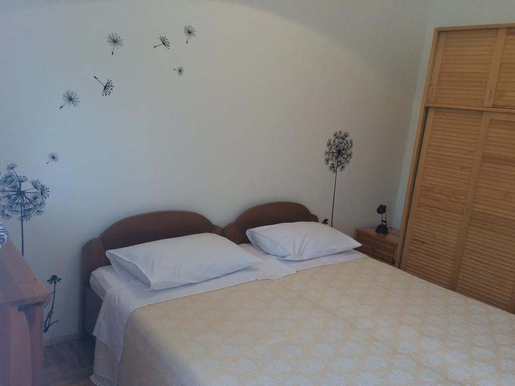 Apartment Kolundzic Novi Vinodolski Værelse billede
