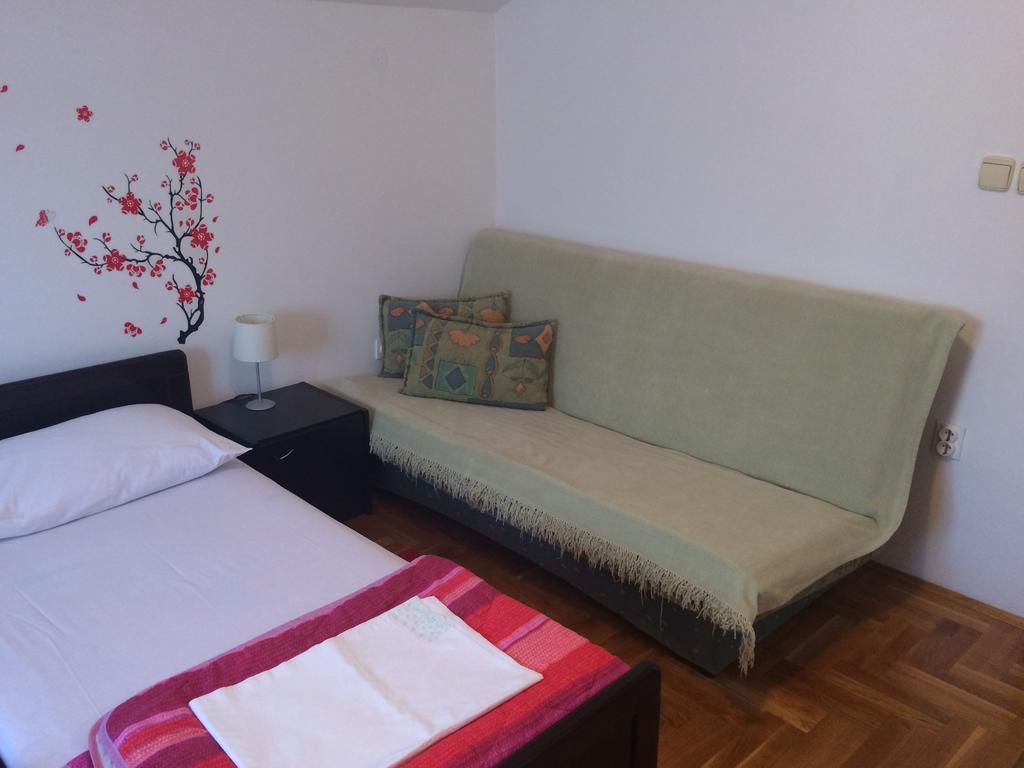 Apartment Kolundzic Novi Vinodolski Værelse billede