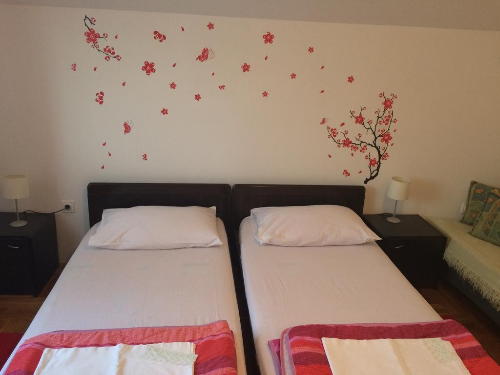 Apartment Kolundzic Novi Vinodolski Værelse billede