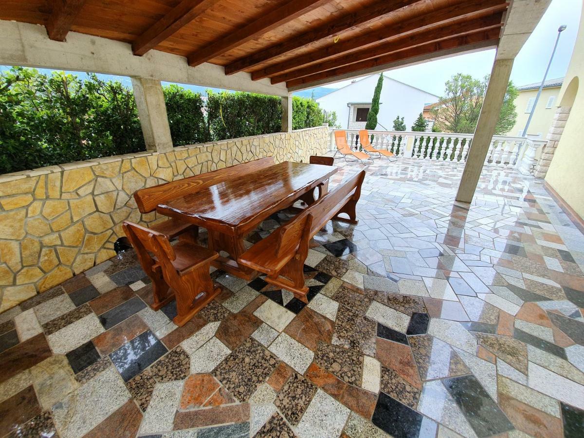 Apartment Kolundzic Novi Vinodolski Eksteriør billede